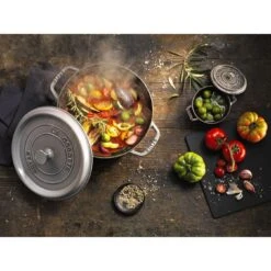 Staub Cocotte 28 Cm, Rund, Graphit-Grau, Gusseisen 11 Staub Cocotte 28 Cm, Rund, Graphit-Grau, Gusseisen -Staub Geschäft 000008451