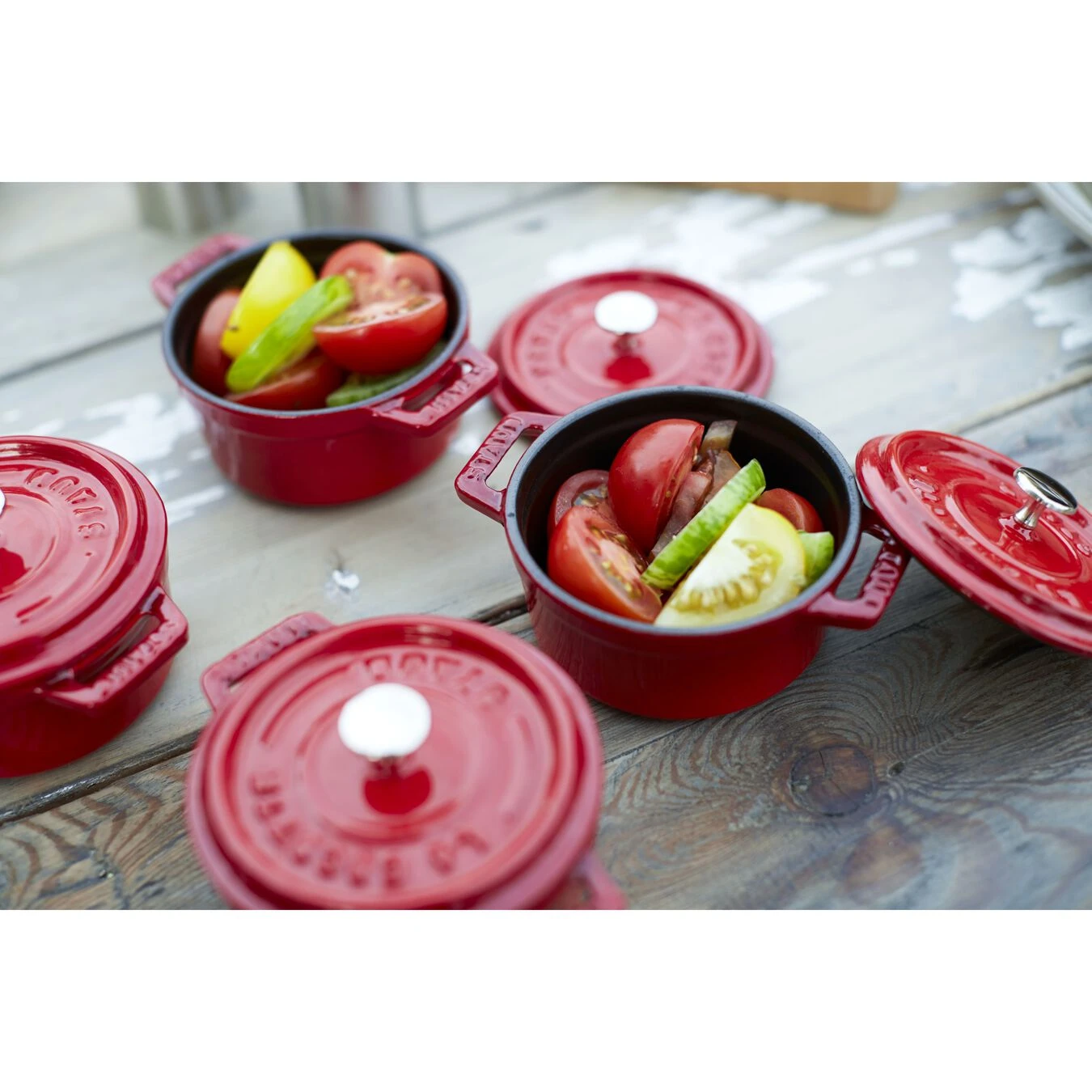 Staub Mini Cocotte 10 Cm, Rund, Kirsch-Rot, Gusseisen 8 Staub Mini Cocotte 10 Cm, Rund, Kirsch-Rot, Gusseisen – Bild 6