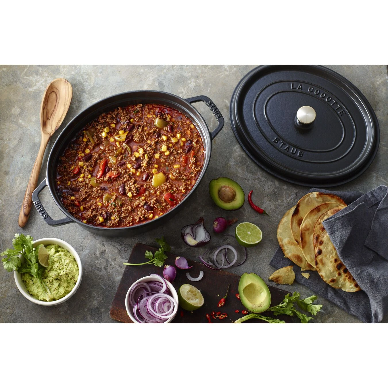 Staub Cocotte 27 Cm, Oval, Schwarz, Gusseisen 8 Staub Cocotte 27 Cm, Oval, Schwarz, Gusseisen – Bild 6