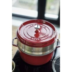Staub Cocotte Mit Dämpfeinsatz 26 Cm, Rund, Kirsch-Rot, Gusseisen 11 Staub Cocotte Mit Dämpfeinsatz 26 Cm, Rund, Kirsch-Rot, Gusseisen -Staub Geschäft 424418877