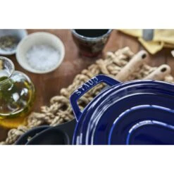 Staub Cocotte 33 Cm, Oval, Dunkelblau, Gusseisen 12 Staub Cocotte 33 Cm, Oval, Dunkelblau, Gusseisen -Staub Geschäft 424419733