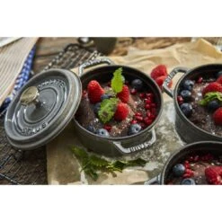 Staub Cocotte 12 Cm, Rund, Graphit-Grau, Gusseisen -Staub Geschäft 424422415