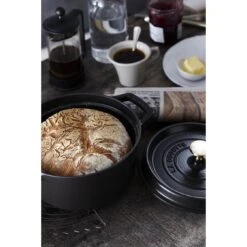 Staub Cocotte 22 Cm, Rund, Schwarz, Gusseisen 7 Staub Cocotte 22 Cm, Rund, Schwarz, Gusseisen -Staub Geschäft 750033064