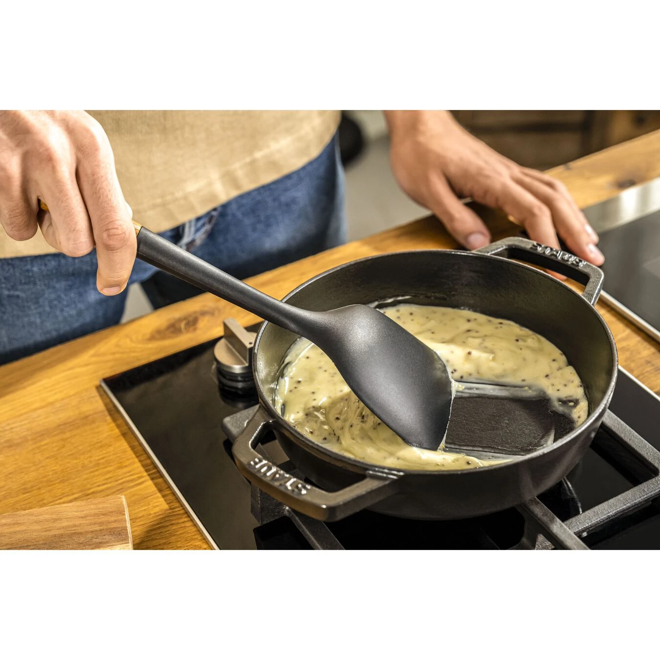 Staub Wokwender, 31 Cm, Silikon 6 Staub Wokwender, 31 Cm, Silikon – Bild 4