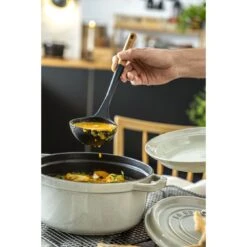Staub Suppenkelle, 31 Cm, Silikon 11 Staub Suppenkelle, 31 Cm, Silikon -Staub Geschäft 750061392